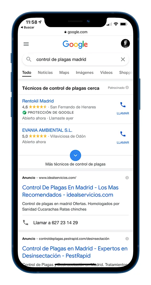 Captura de una búsqueda en Google en el móvil con anuncios de servicios locales